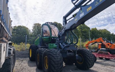 Harvester John Deere 1470G